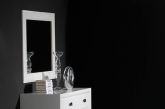 Espejo de madera lacada blanca